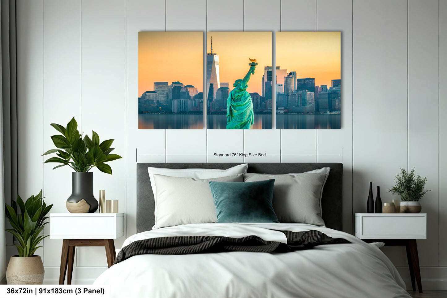 a picture of the statue of liberty in new york city