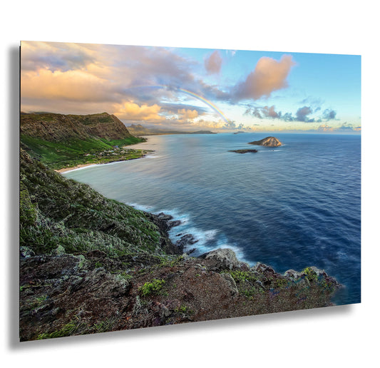 Hawaii Colorful Rainbow and Manana Island aka Rabbit Island in Paradise Pacific Ocean